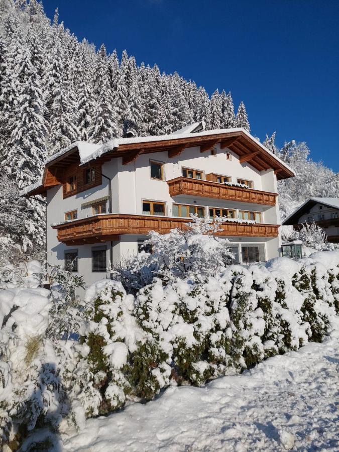 Apart Dahuam Aschau Im Zillertal Exteriör bild